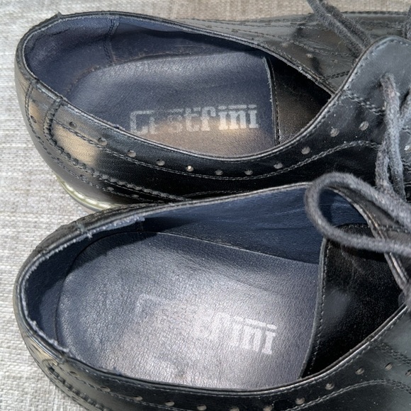 Cestfini Men's Leather Wingtip Lace Up Oxford Dress Shoes - Picture 11 of 11